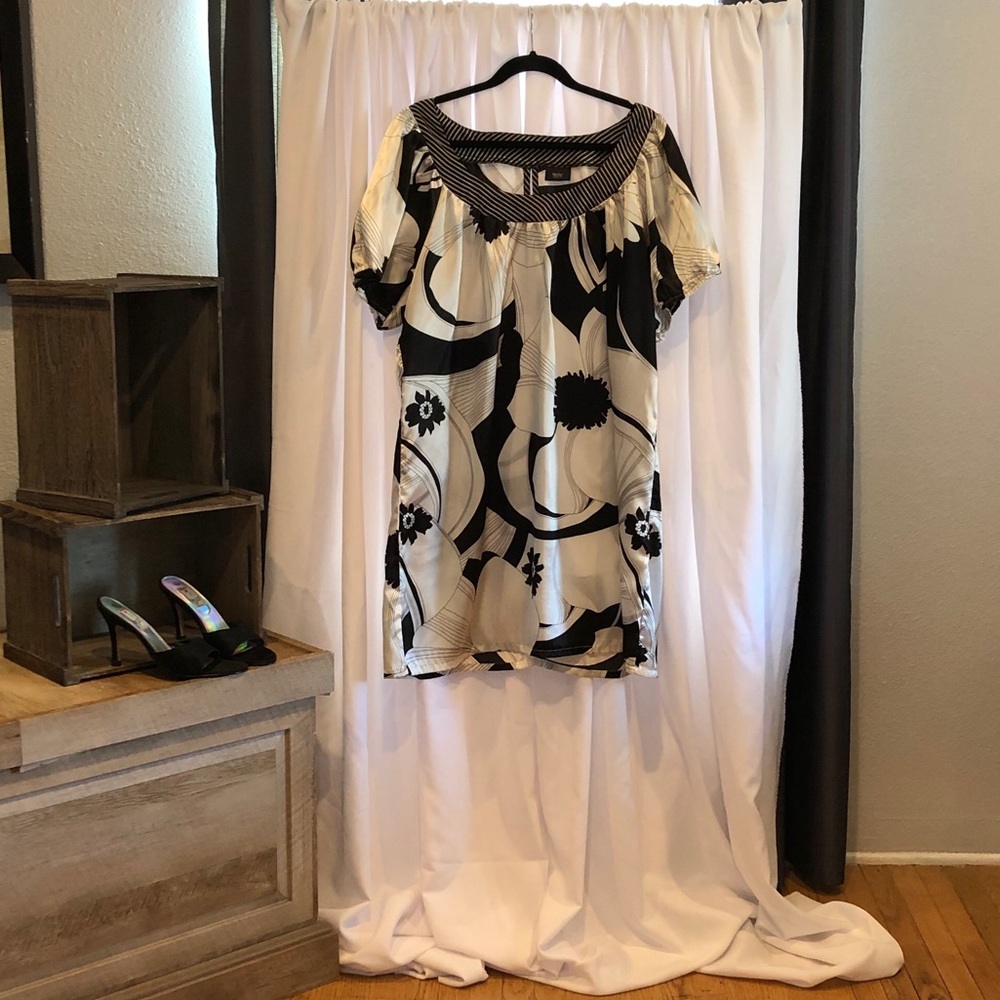 Satin Print Dress & Shoes